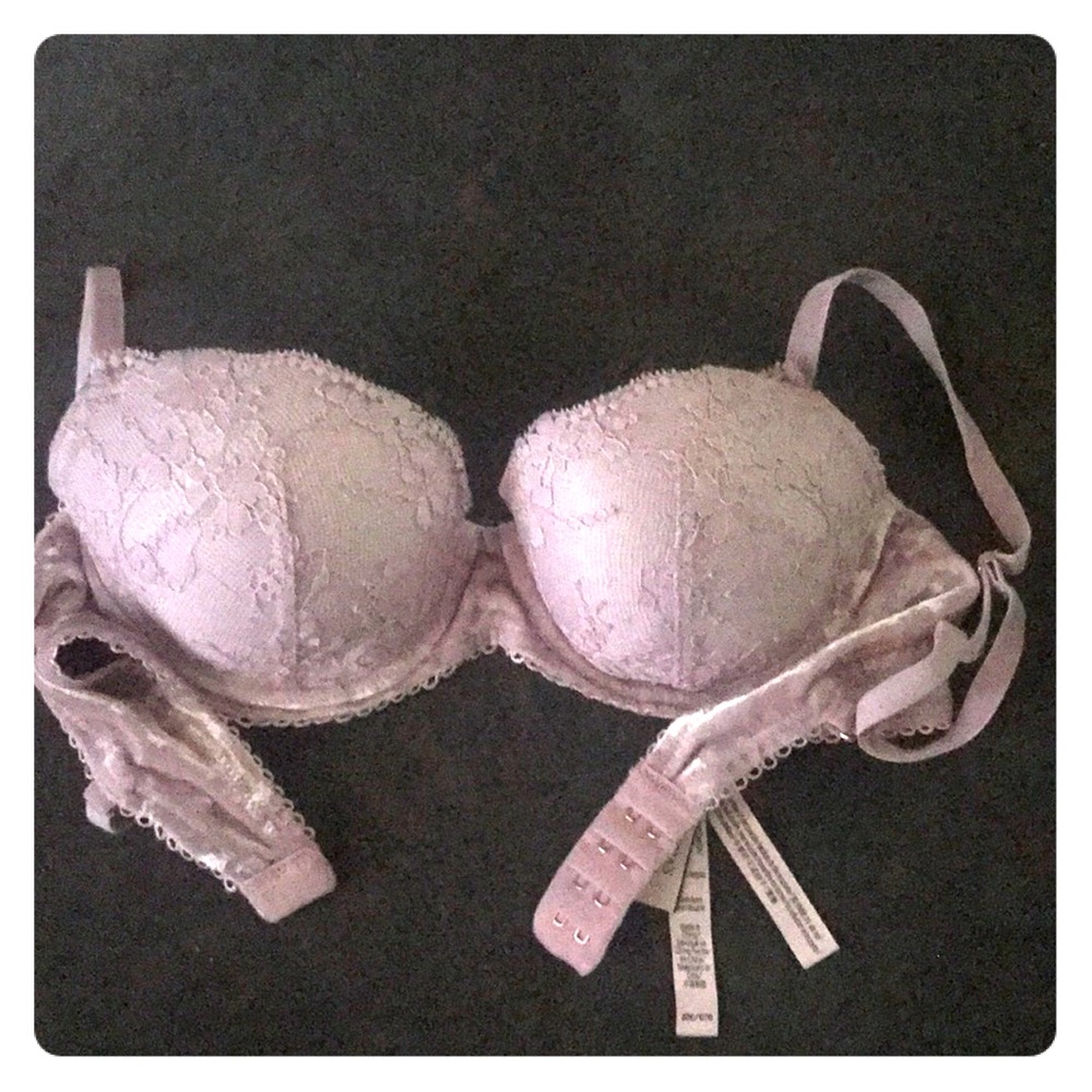Victoria Secret Never Worn Size 32C Bra
